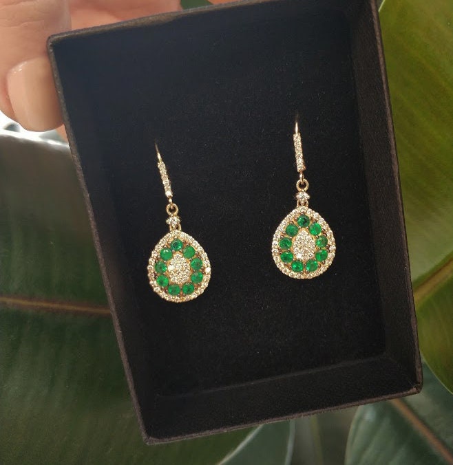 Emerald drop earrings