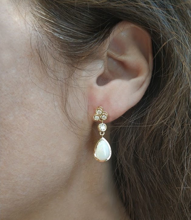 Opal pear shape stud